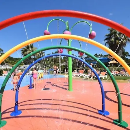 Camping Mobilhome Les Viviers - Cap Ferret *